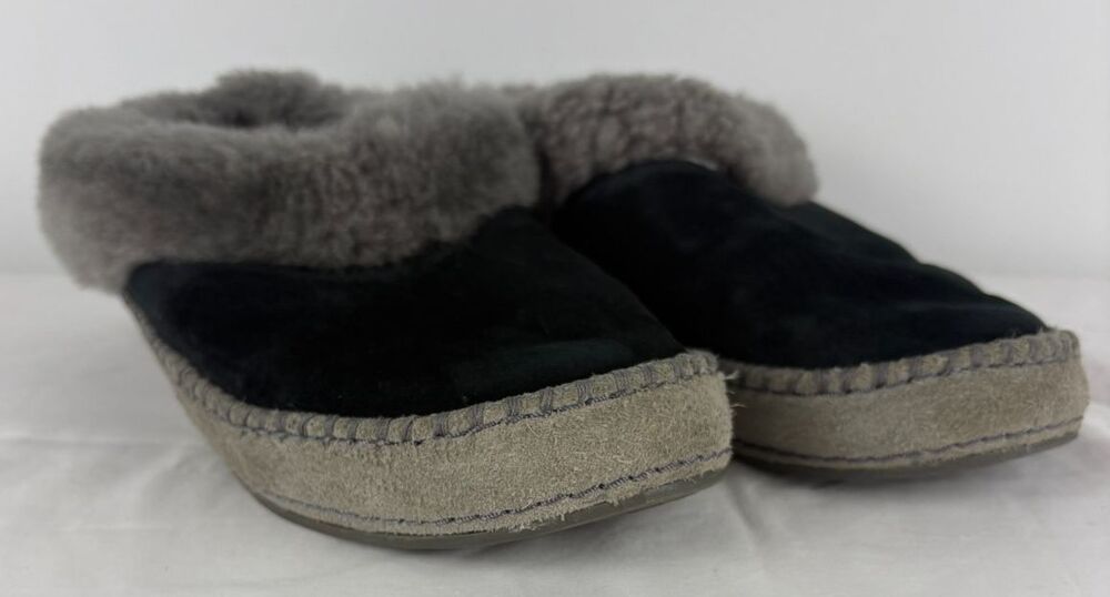 UGG Wrin Black Suede Fur Slipper Moccasins Womens Size 9 Slip On Cozy House Shoe